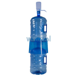 Apilador de garrafas para maximizar el espacio